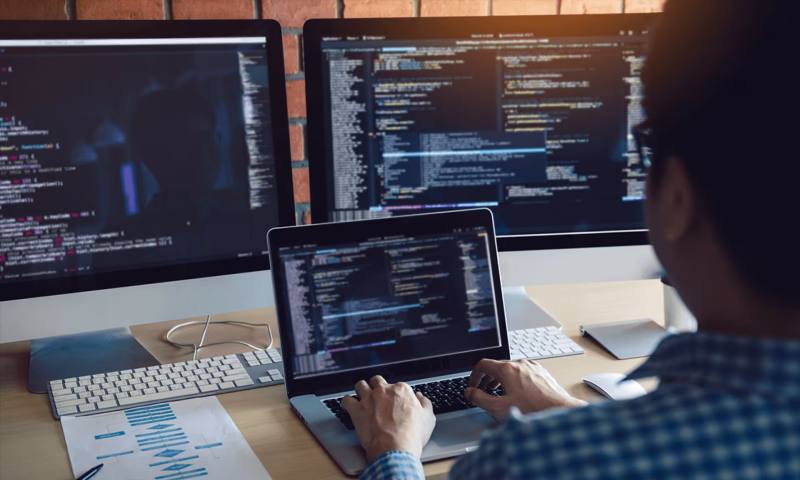 数据科学选型：R与Python如何赋能北辰区网站建设？